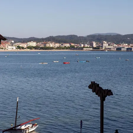 Turisticos A Marina Do Carril 3* 维拉加尔西亚·德·阿劳萨